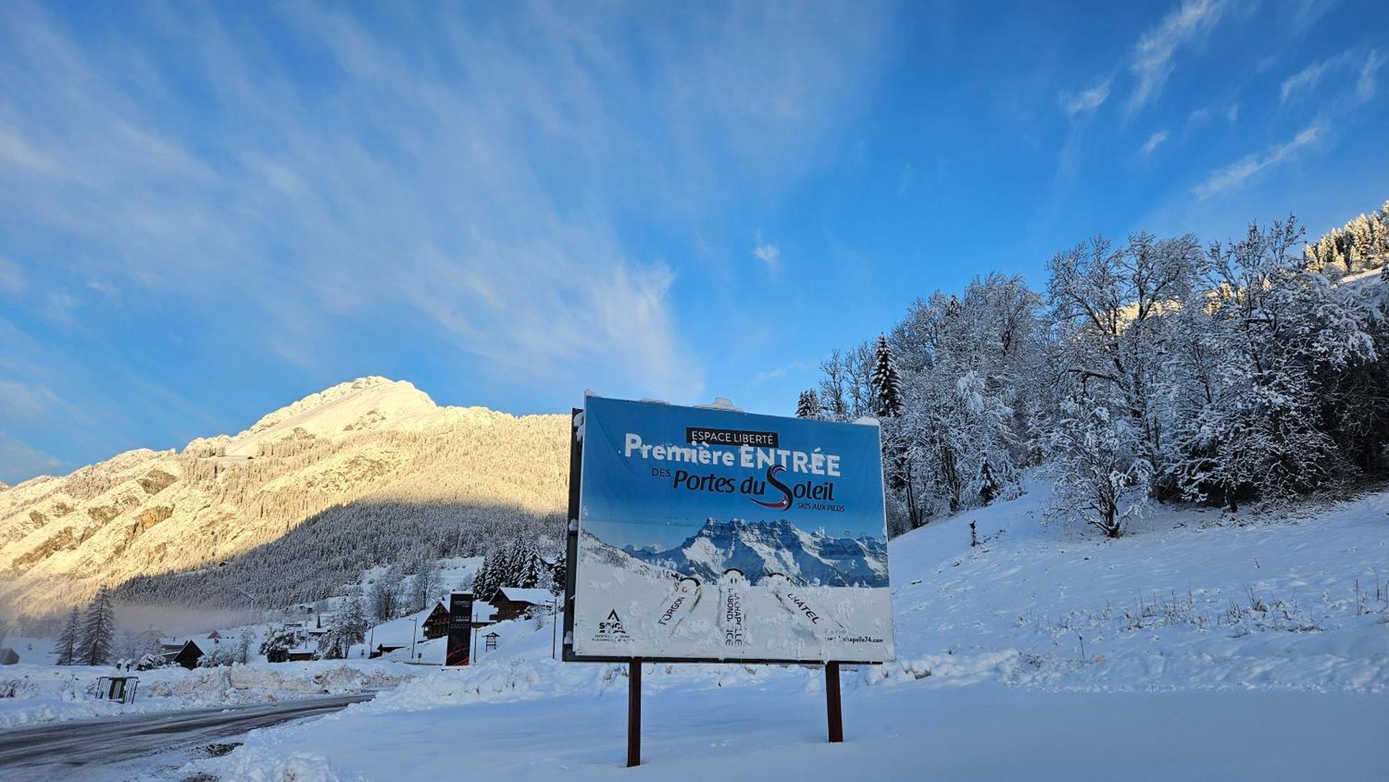 Demi-Chalet Vadel La Panthiaz 15 Pers 5 Chambres Abondance Zewnętrze zdjęcie